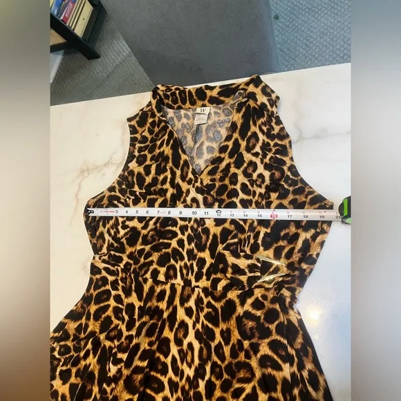 Leopard Print Sleeveless Dress - Picture 4 of 6